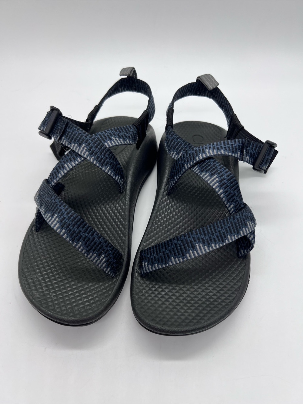 Chaco Kids Black and Dark Blue Strappy Sandals Size Big Kid 4